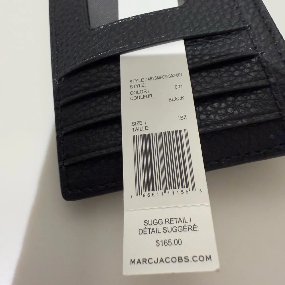 NWT Marc Jacobs bold wristlet